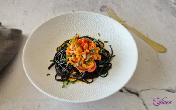 Cracker met rivierkreeftjescocktail