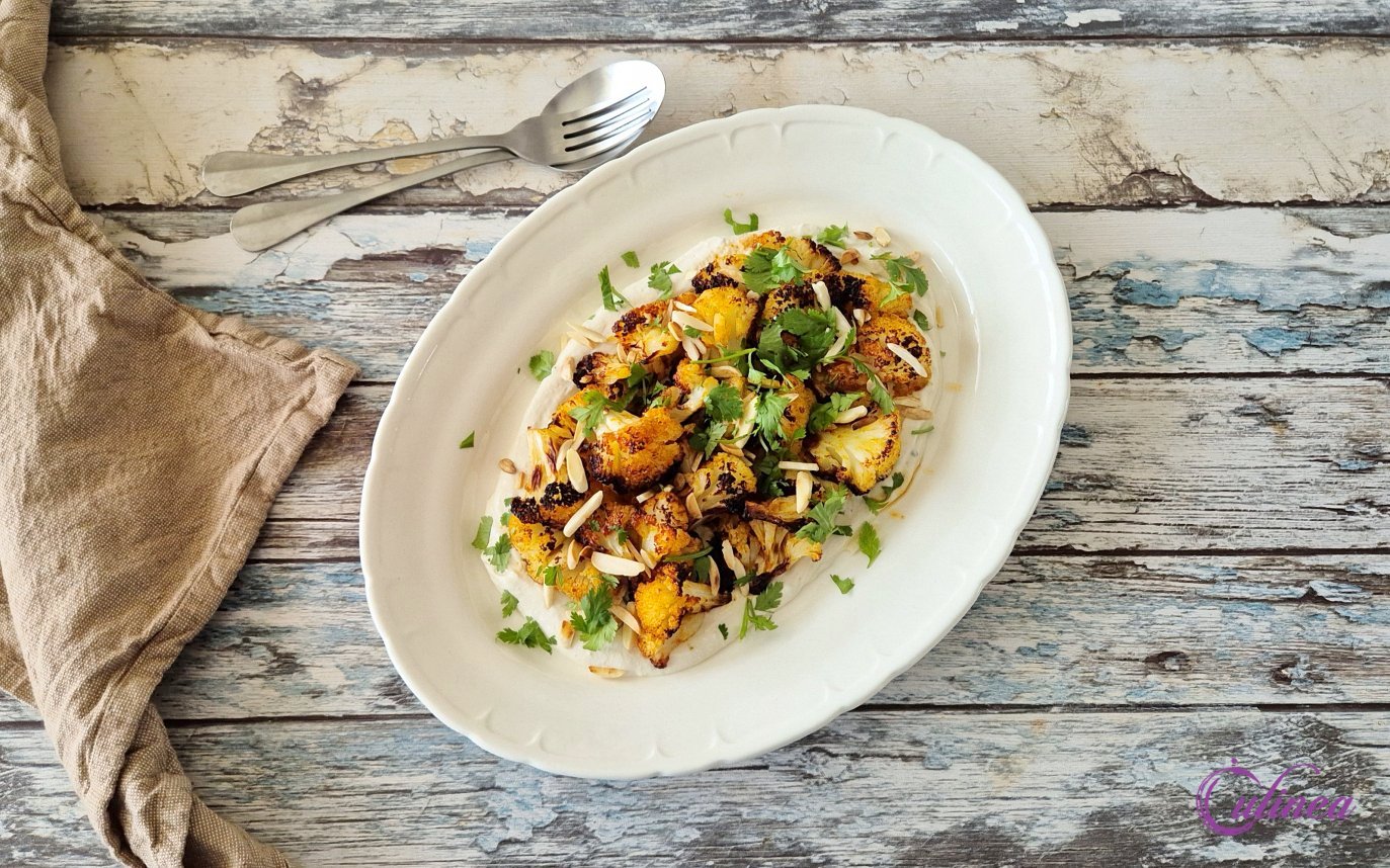 Geroosterde Bloemkool met Harissa en Tahinyoghurt