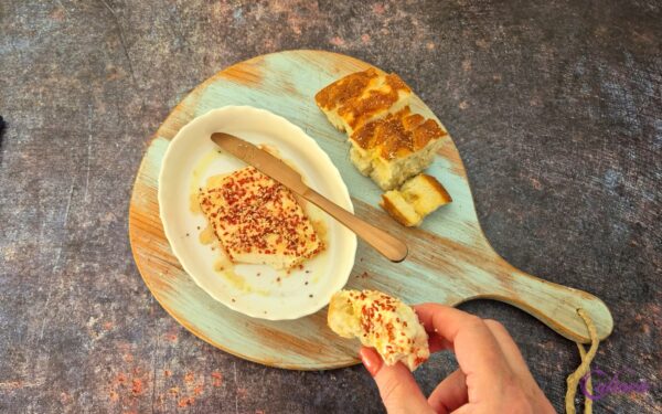 Feta met Sesamzaadjes en Honing uit de Airfryer