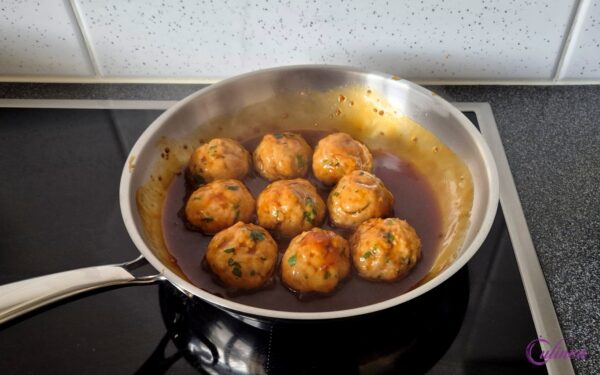 Teriyaki Kipgehaktballetjes