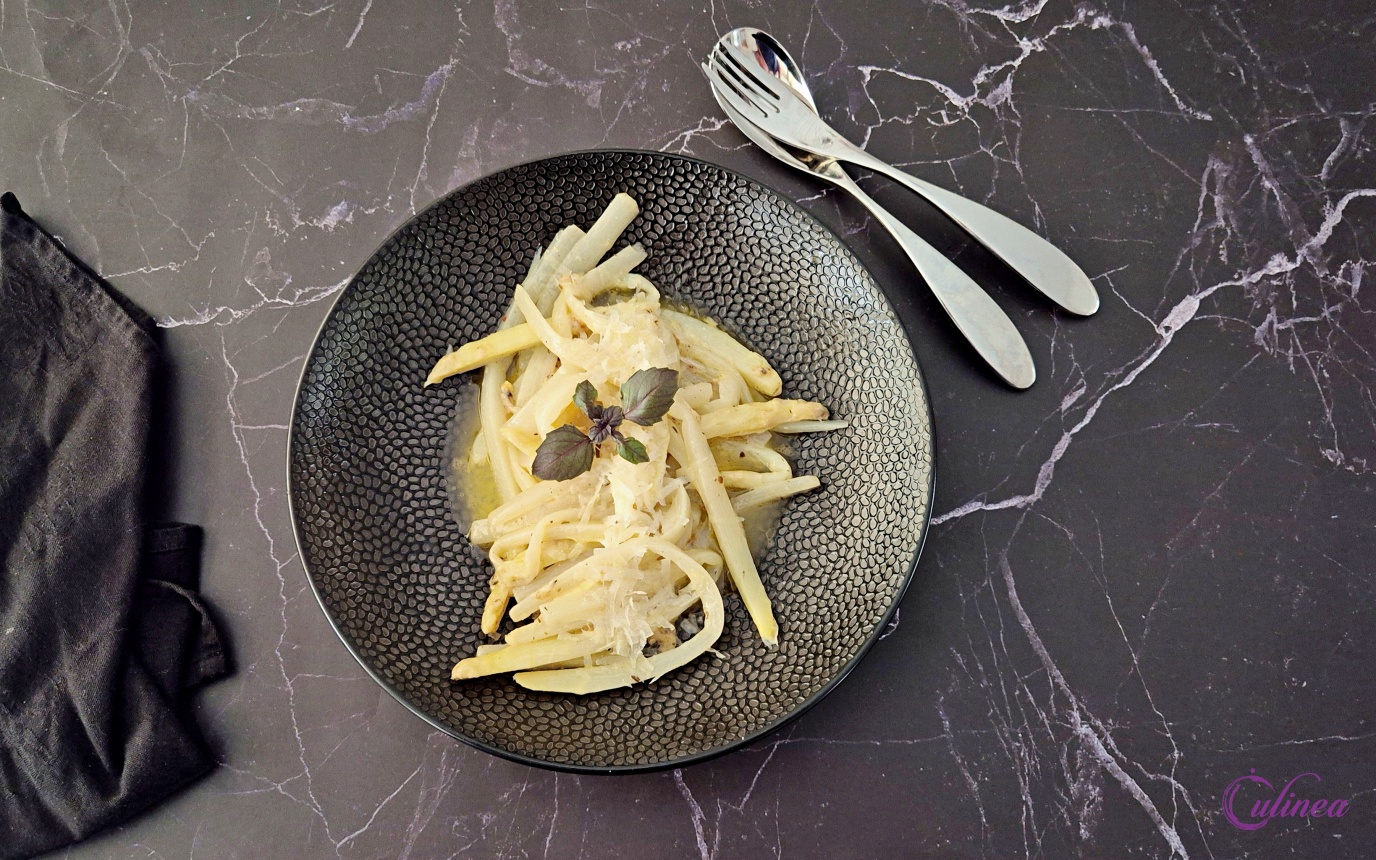 Asperges Cacio e Pepe