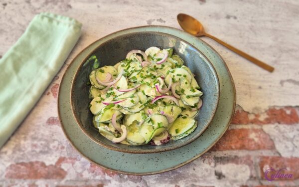 Romige Eiwitrijke Komkommersalade 