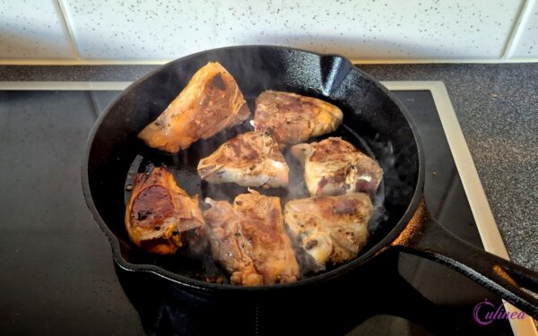 Lams T-bones met Knoflook-Rozemarijnsaus