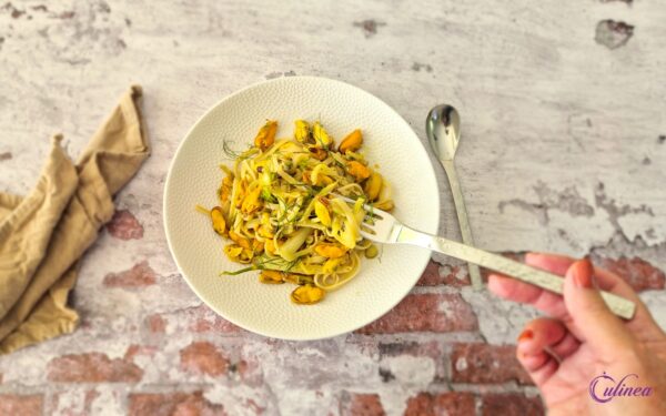 Pasta met Venkel, Mosselen en Knoflook